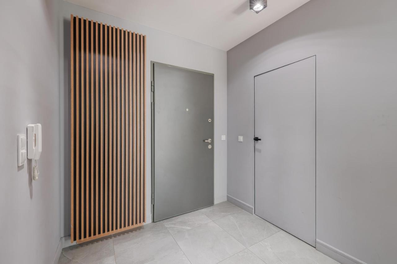 Apartmate- Perfect Apartment Oldtown Гданск Екстериор снимка